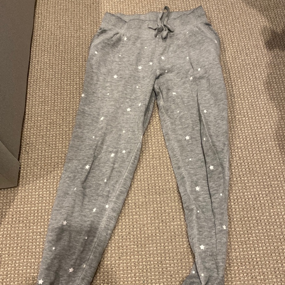 grey joggers with white stars very comfy